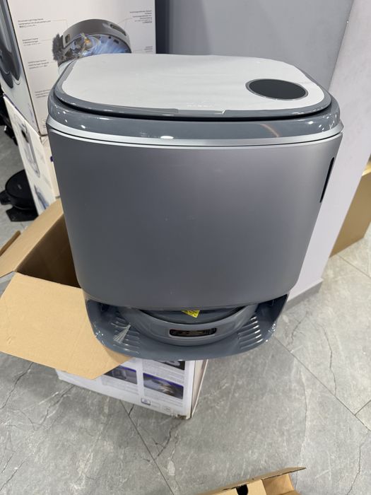 Robot de aspirare Narwal Freo Z10 Ultra. Nou