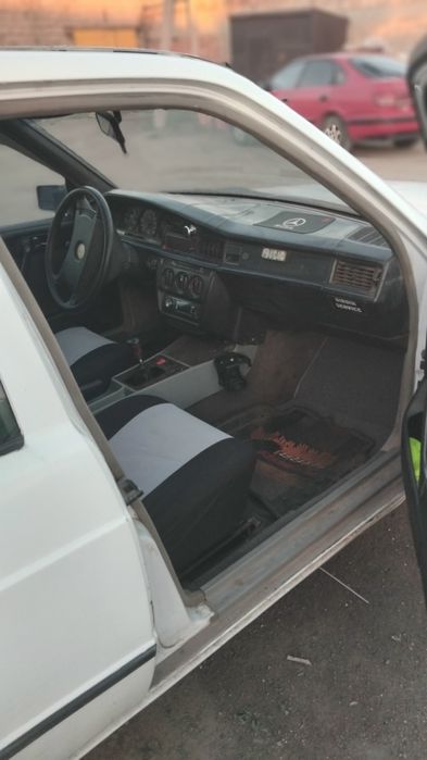 Продам мерседес 190