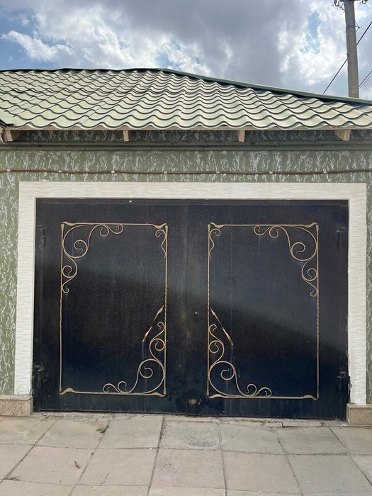 Ворота гаражные прочные