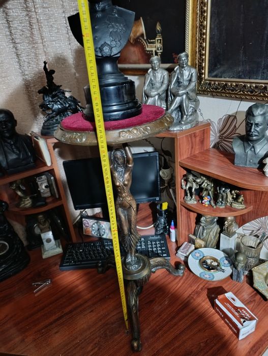 Продам мини стол металический