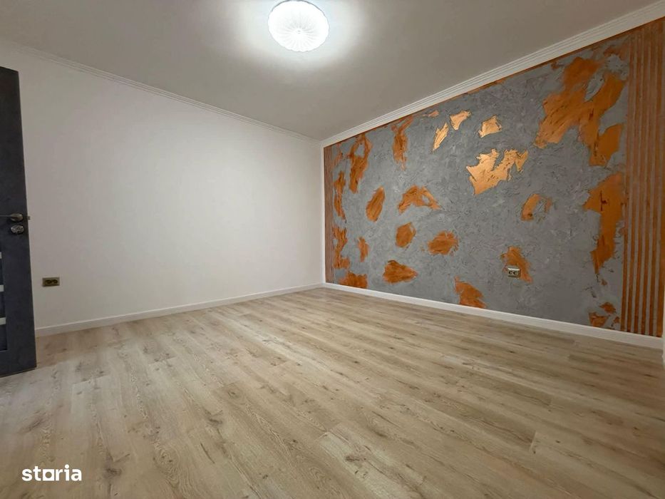 Casă renovată integral ideala pt locuit-in Paleu
