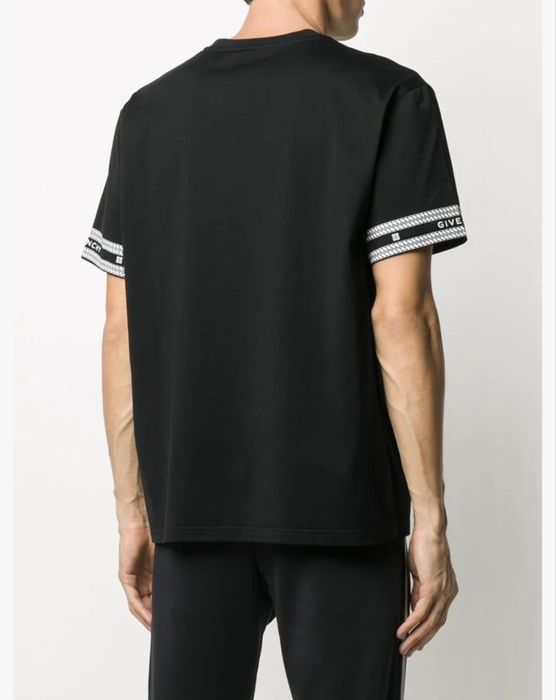 Givenchy Chain Logo-print T-shirt S