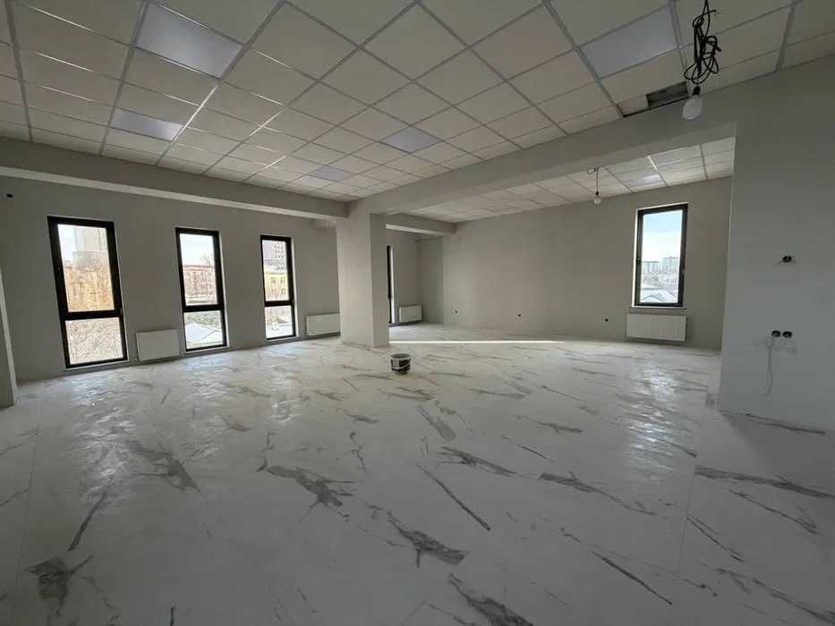 Сдаётся здание 1380м2, парк «Ашхабад»