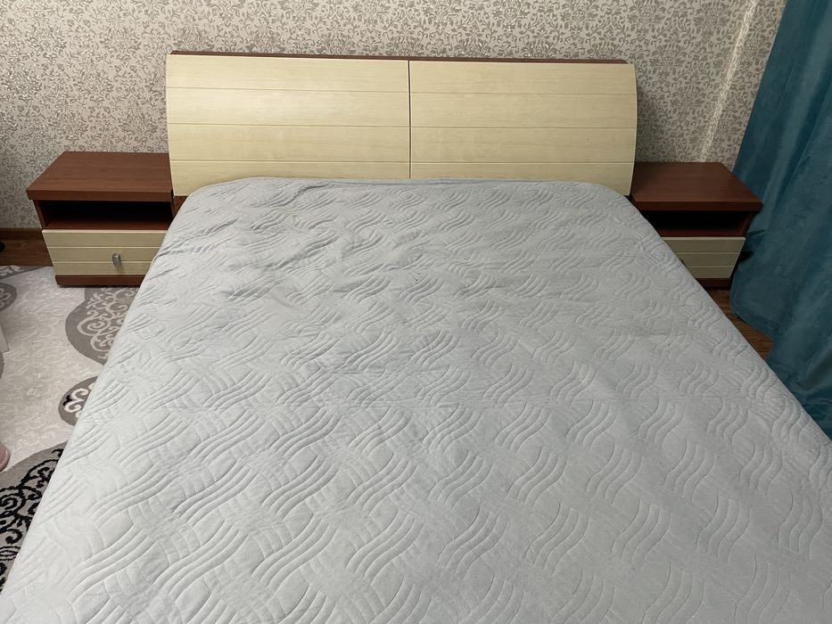 Спальный гарнитур