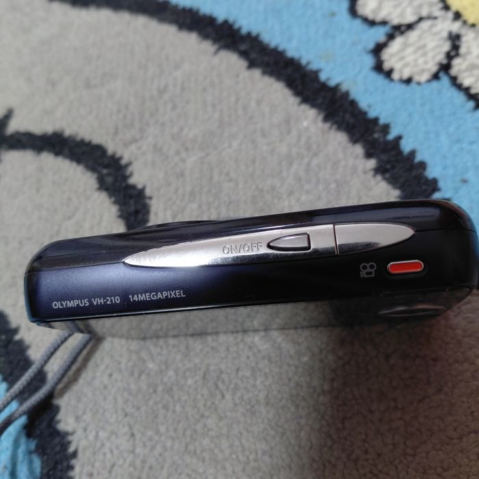 Продам фотоаппарат OLIMPUS VH-210