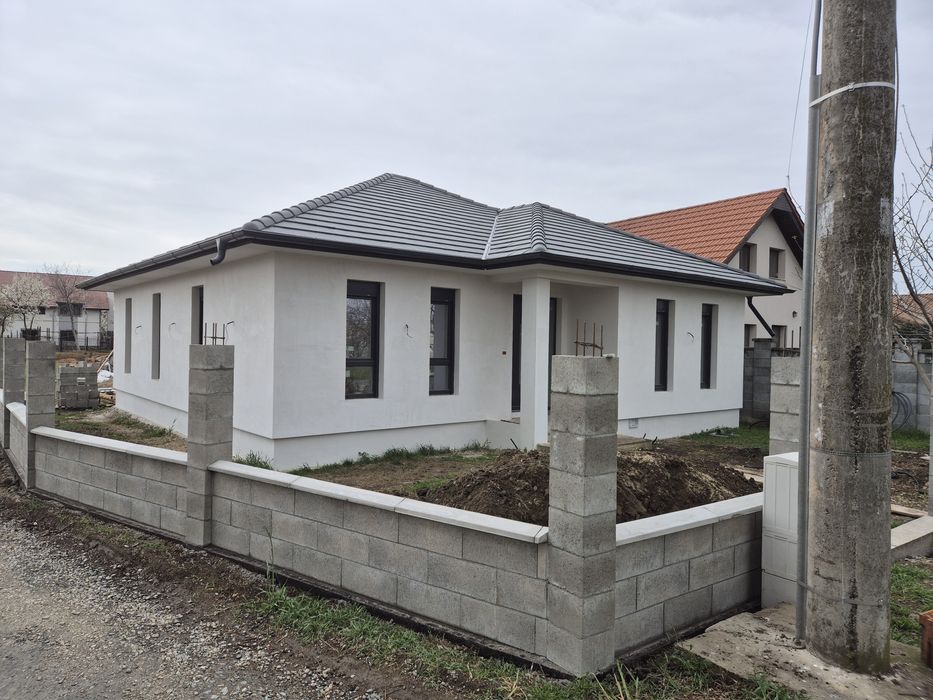 Casă de vânzare nouă