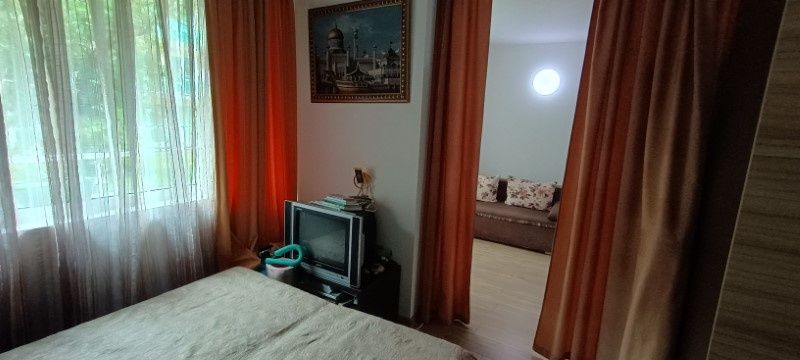 Продава се Двустаен апартамент в Бургас, Сарафово - 52 кв.м за 1404 €/кв.м - Снимка #5