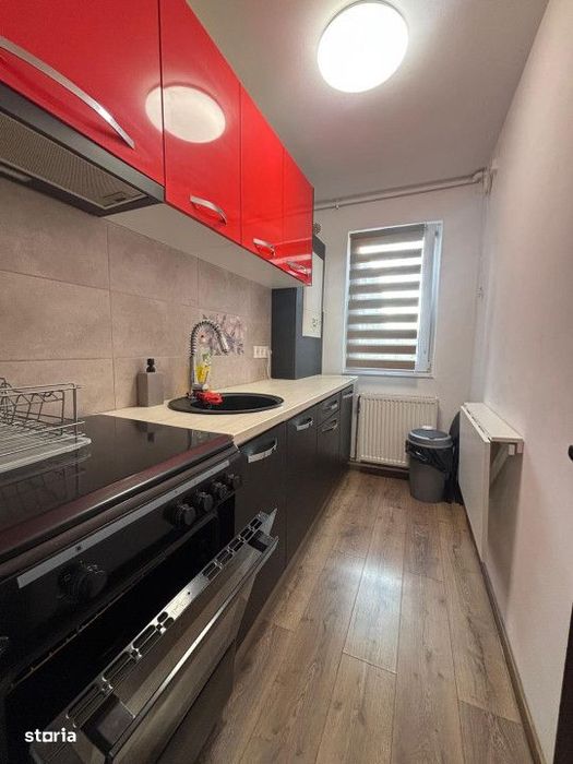 Apartament cu 2 cam. etaj 3, Zona Oituz — fotografia 1
