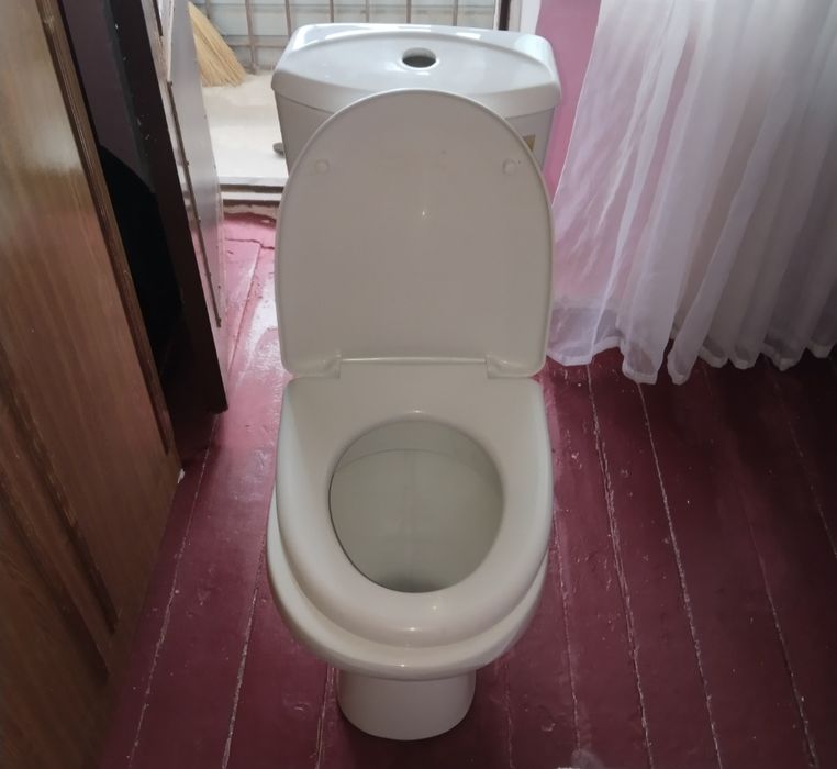 Продам унитаз бу