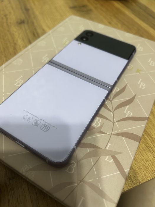 Samsung z Flip 3, 256gb