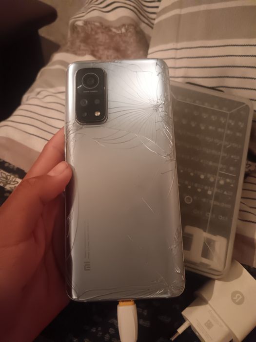Срочно Продаю mi 10 t