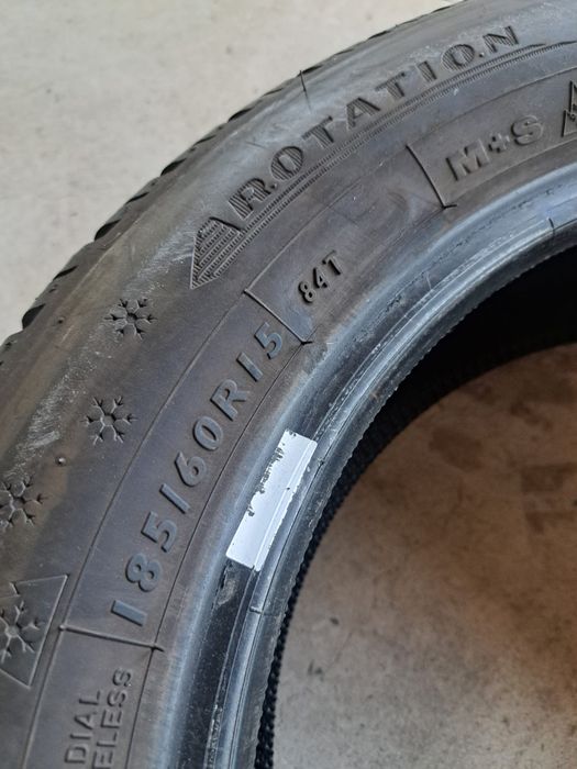 4 anvelope iarnă 185 60 r15 Dunlop