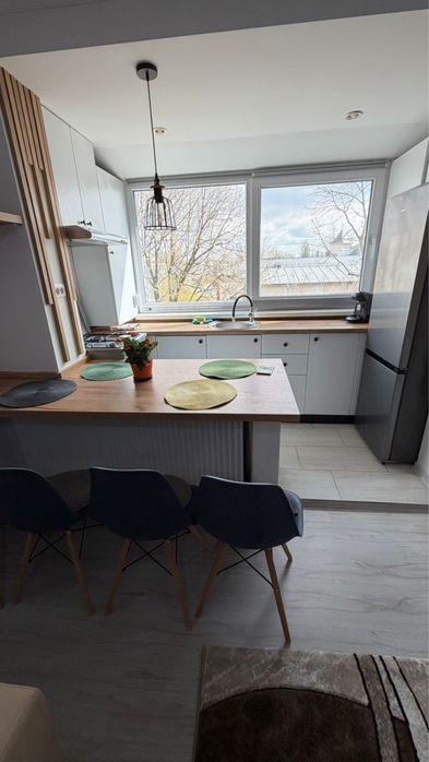 Apartament cu 2 camere de inchiriat