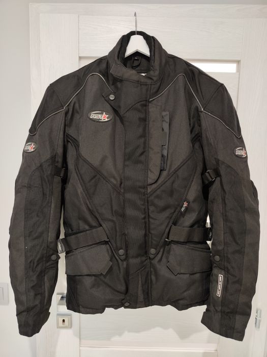 Яке за мотор RST размер L