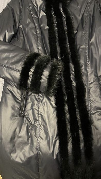 Продам куртку, зима .