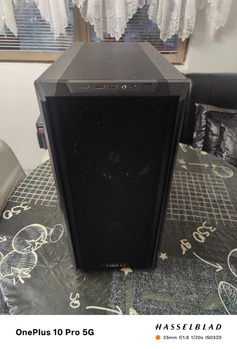 Геймърска конфигурация Ryzen 7 5700 \\ 16GB \\ RX 6800XT 16GB \\ 1000W Gold