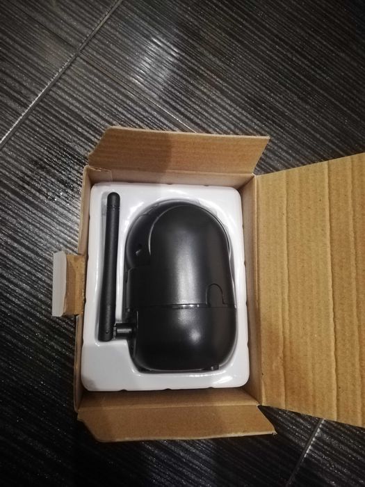 Чисто нова камера за домашно видеонаблюдение