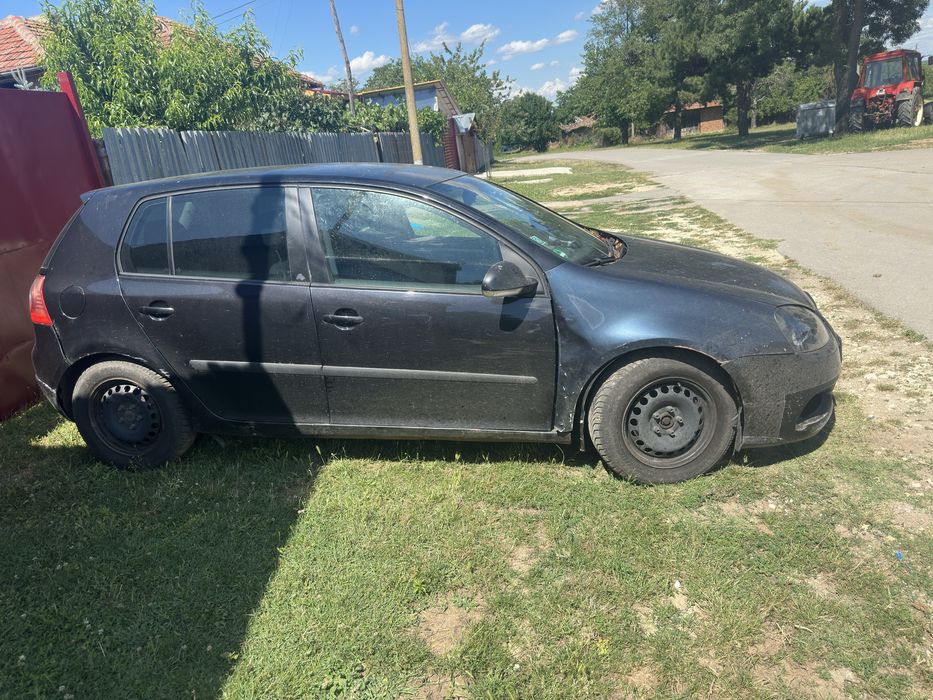 Golf 5 1.6 102кс