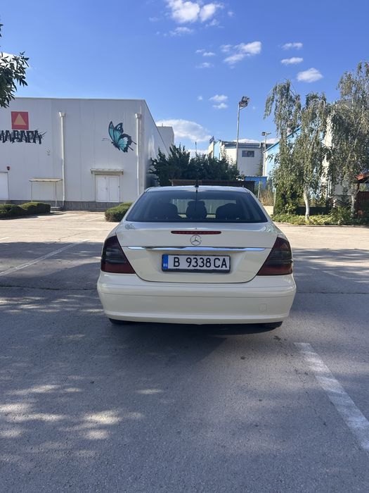 Mercedes-Benz E 200 CDI • 136 к.с. • Кожа • Поддържан автомобил