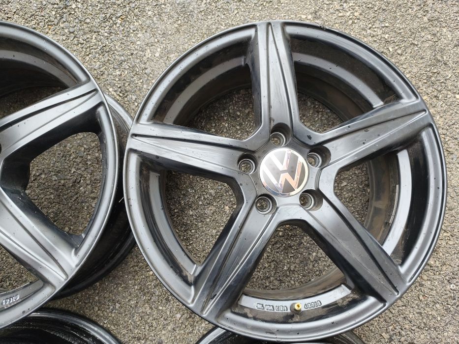 Фолксваген/VW - 17 цола 5x112; 4 бр. Черни лети джанти