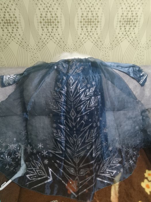 Продам Платье Эльза 2