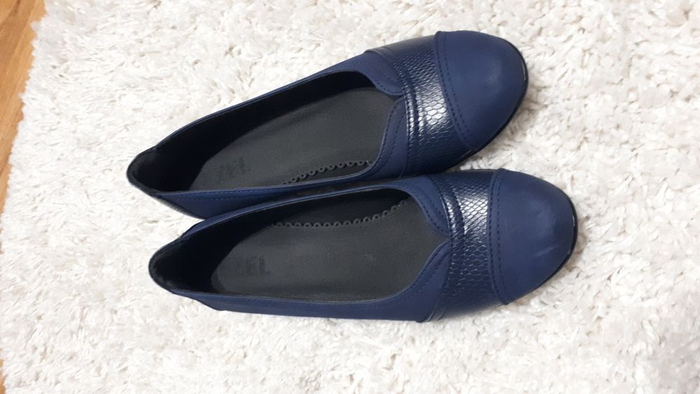 Обувки синя кожа