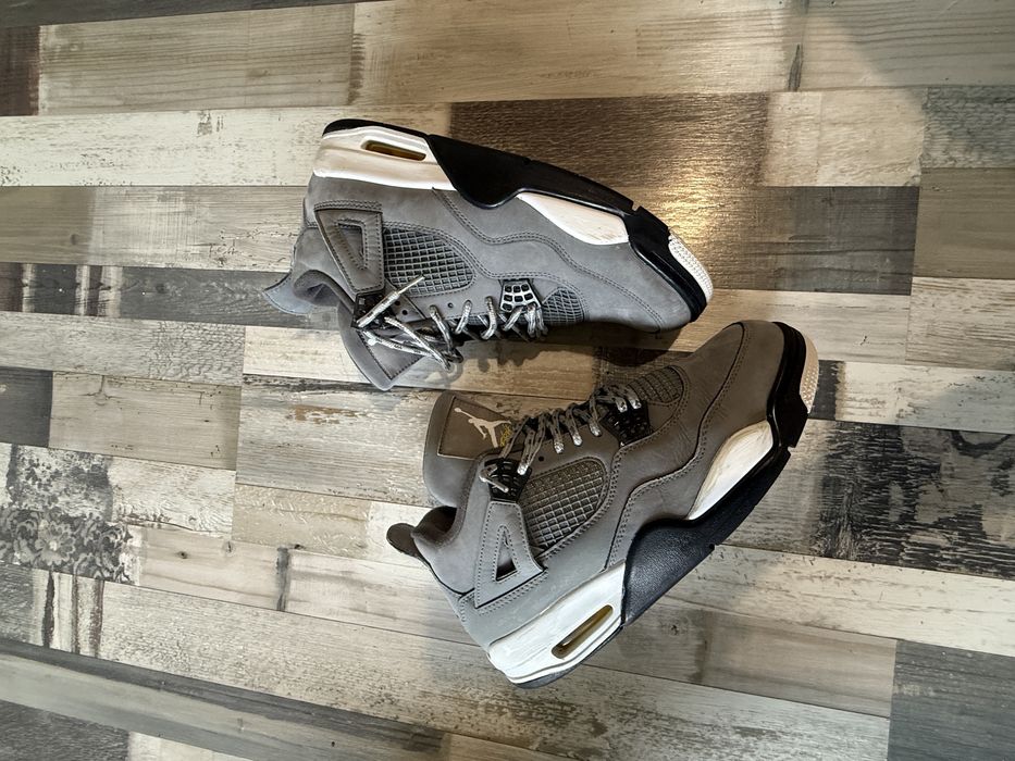 Jordan 4