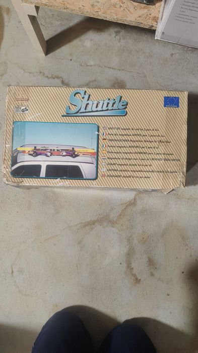 Vand suport pentru schiuri, magnetic, pentru plafon