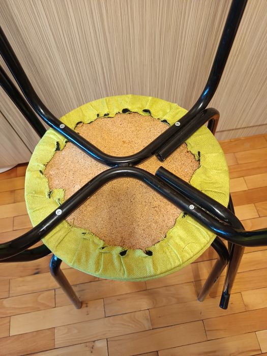 Трапезни столове  4бр