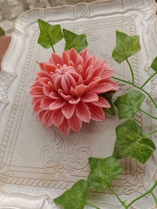 Уникални ароматни сапунени цветя ръчно оформени,подарък за 8ми март