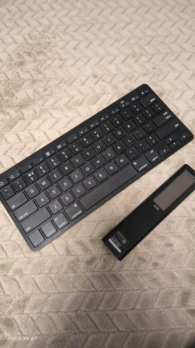 Tastatura bluetooth