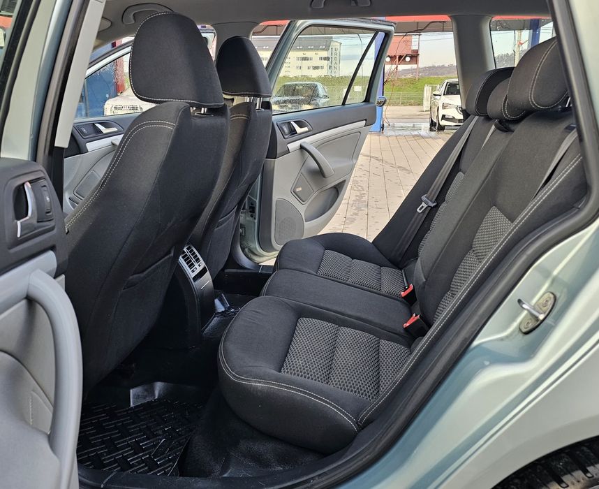 Skoda Octavia 1.6  TDI  An Fabricatie 2011  Euro5*