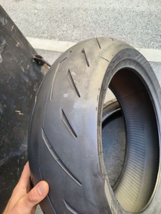 Pirelli Rosso 4. 200/60/16
