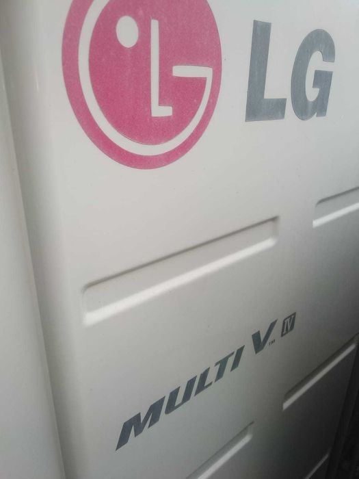 Наружный блок кондиционера  lg
