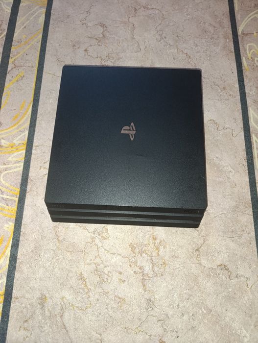 Playstation 4 Pro slim