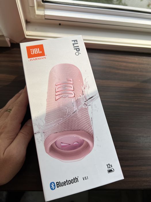 Продам запечатанную новую колонку JBL Flip 6