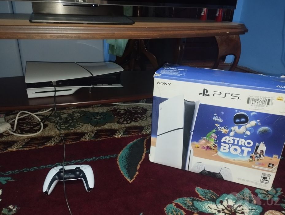 Playstation 5 slim 1 TB diskovod