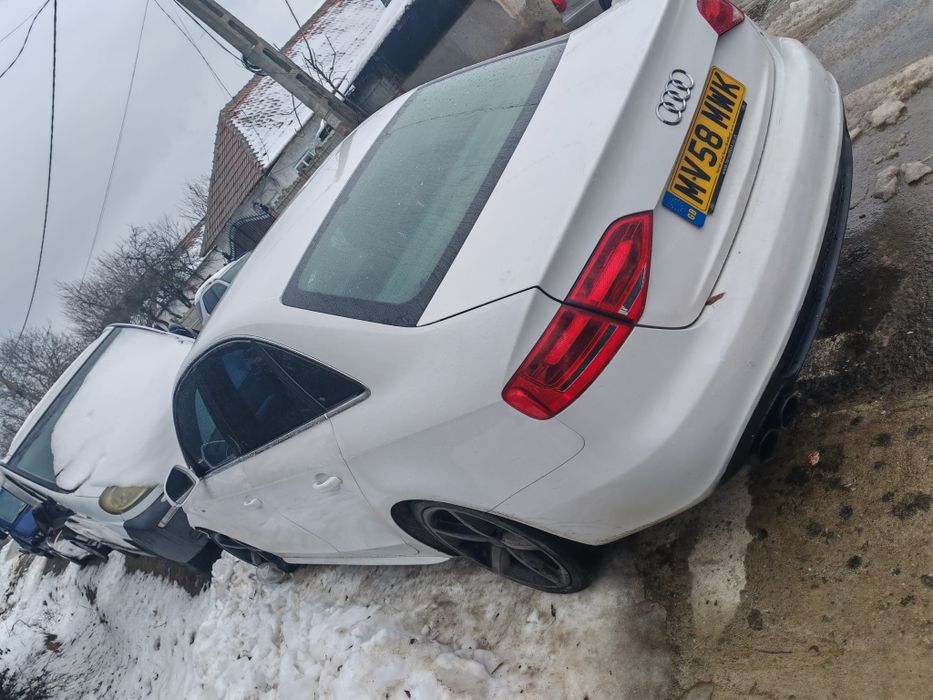 Audi A4 b8 sline 2009 2l disel