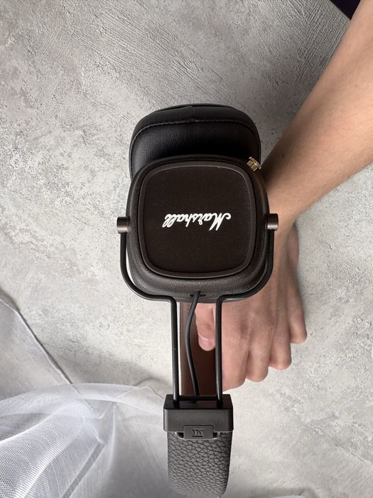 Продам наушники Marshall major 4