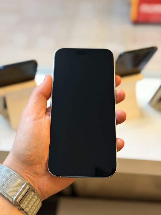 Iphone 16 pro max - white titanium - 256 gb - ca nou - neverlock -