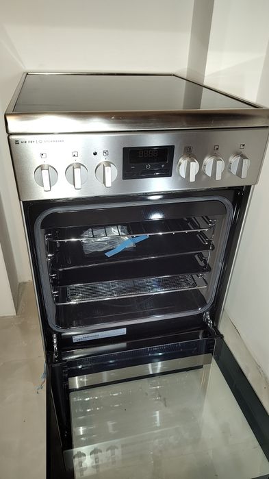 Готварска печка ELECTROLUX LKR564255X