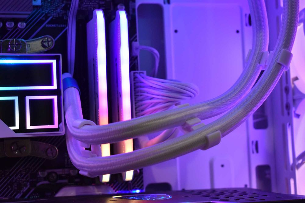 Геймърски Компютър Ryzen 7 5800x | Rtx 3070 | 32GB ram | 512GB Ssd |