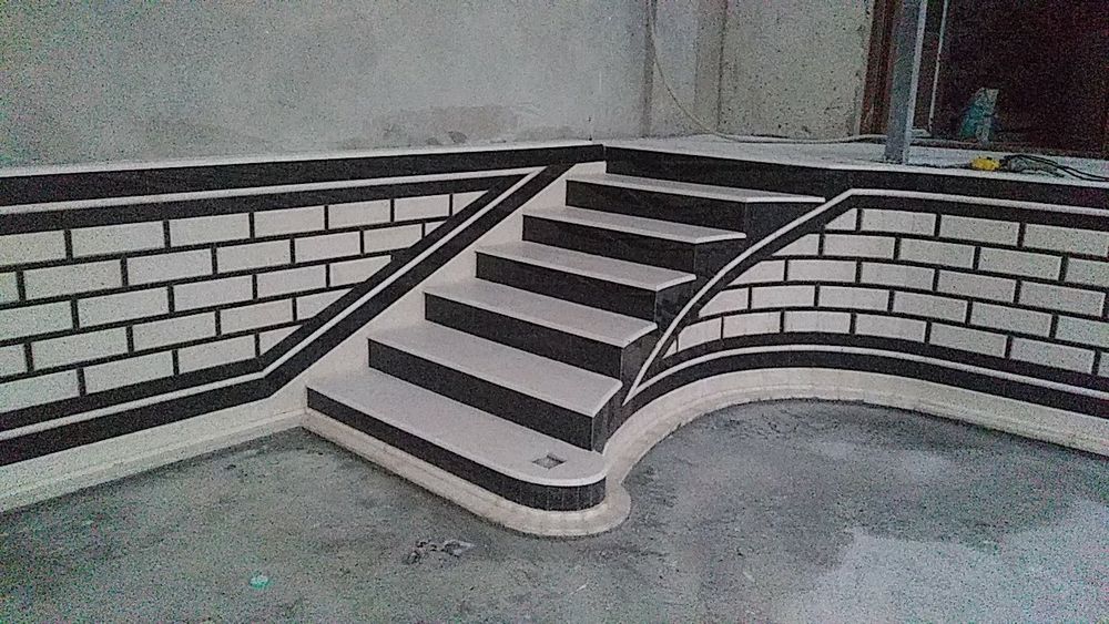 Агломерат плиты и лестницы