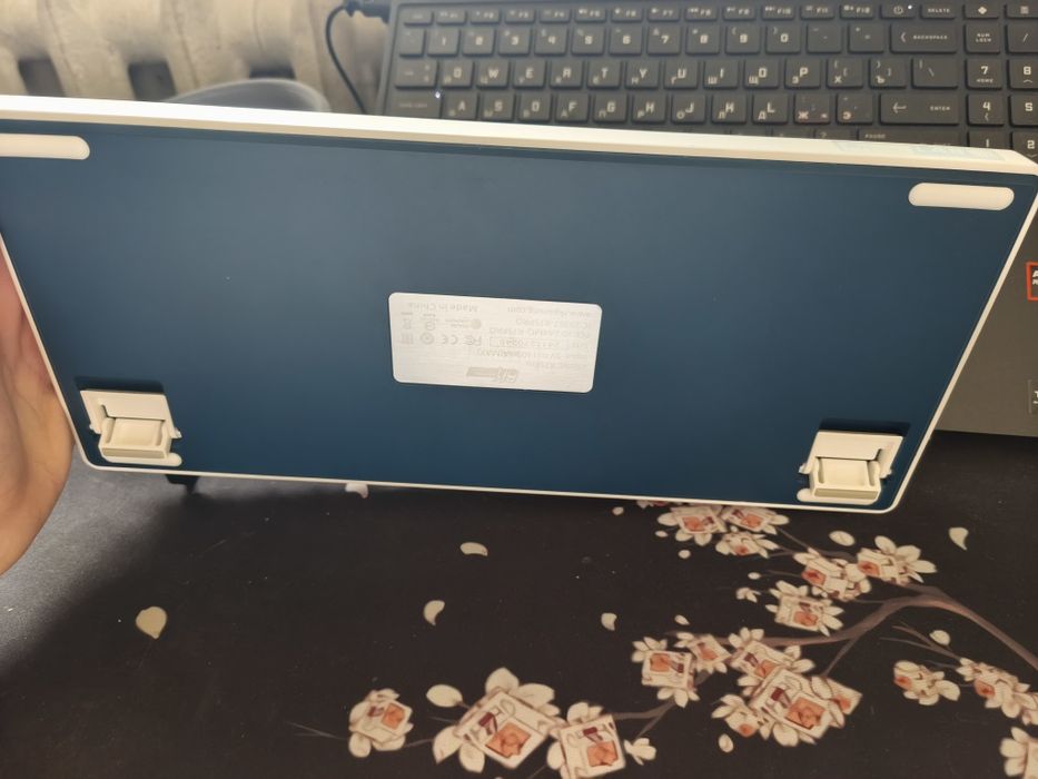 Royal Kludge R75 PRO