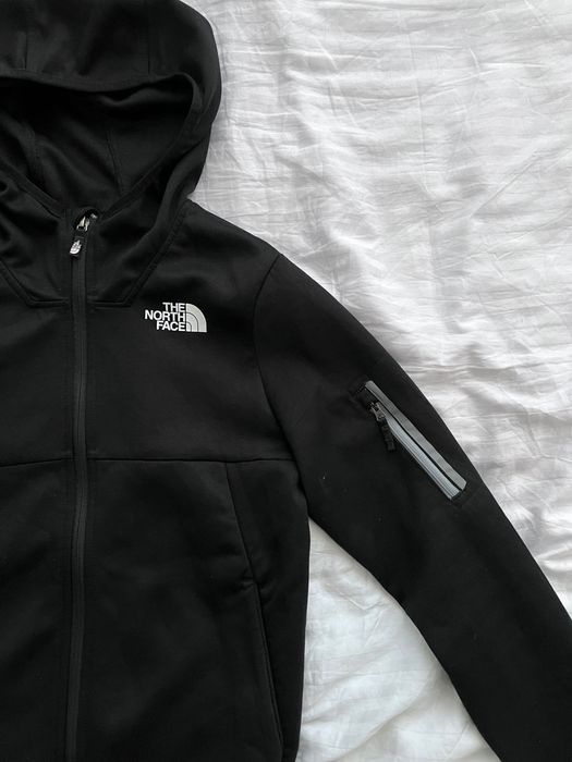 The north face суичър