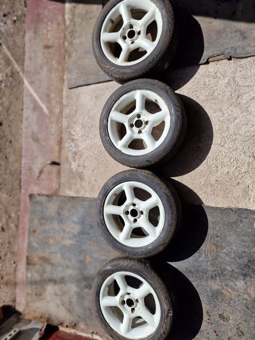 Диски r16 продаю БЕЗ РЕЗИНЫ, ПРОСТО ДИСКИ!!!