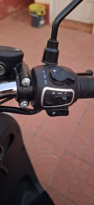 Продам  Скутер электрический YADEA M6