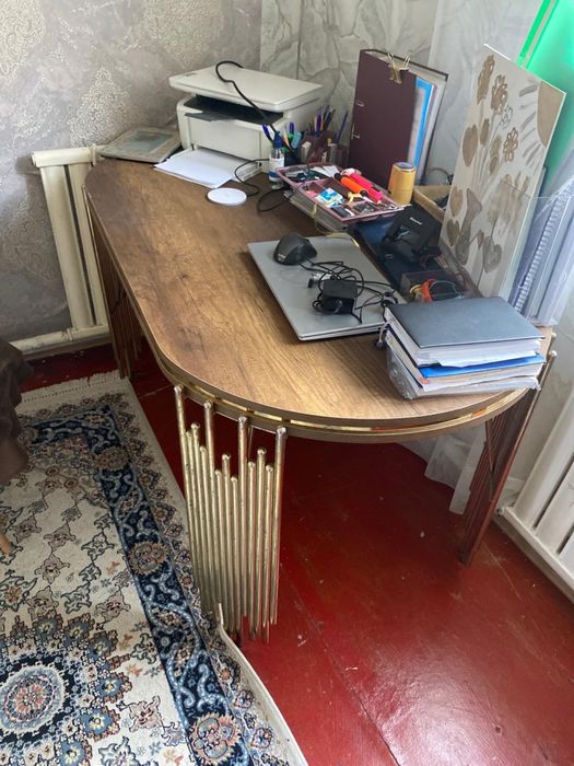 Кухонный стол …..