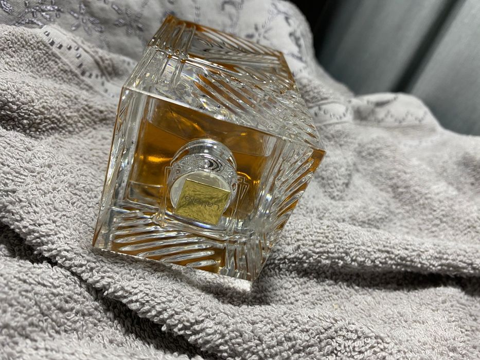 Сатылады Lattafa Khamrah 80-90мл
Бастапқы көлемі 100 ml, қазіргі