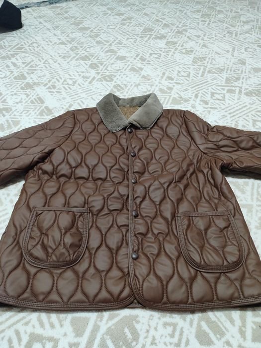 Коричневая куртка